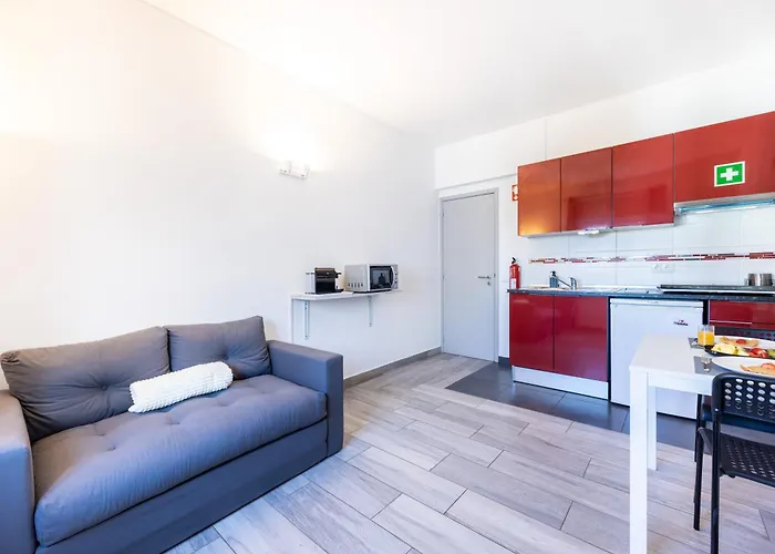 Apartment On *